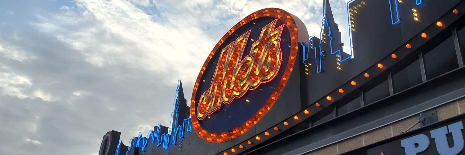 a gem and her sports ✨💎 banner