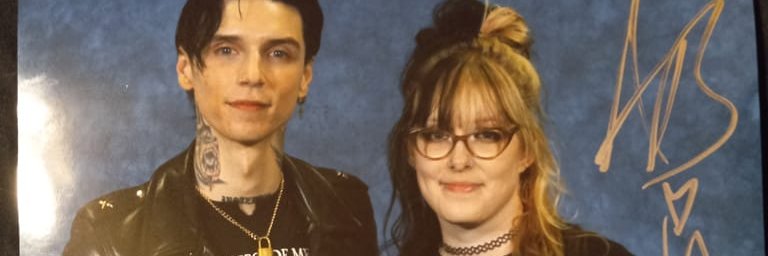 Dollface_Rocker's profile banner image