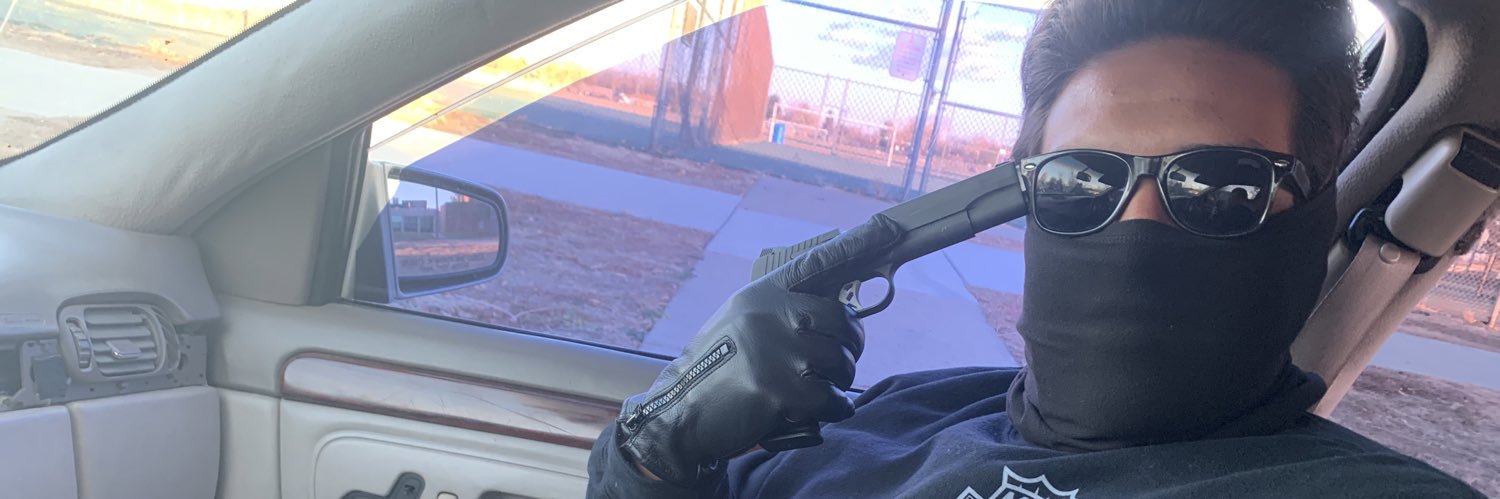 1_pollito_3's profile banner image