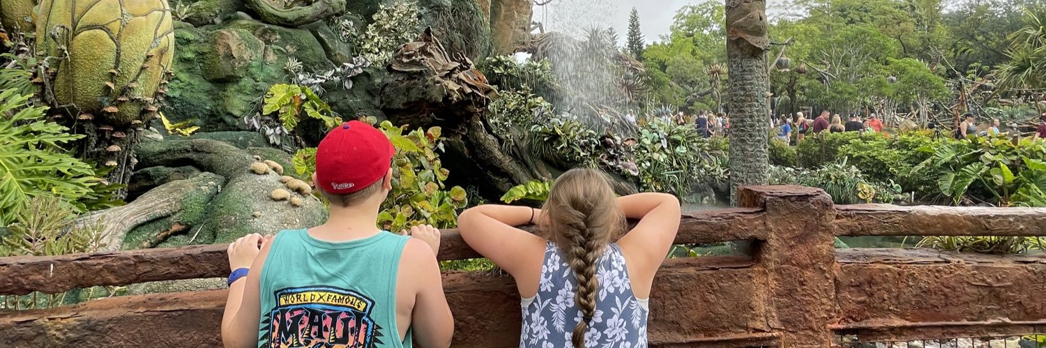 MoBoyatt3's profile banner image