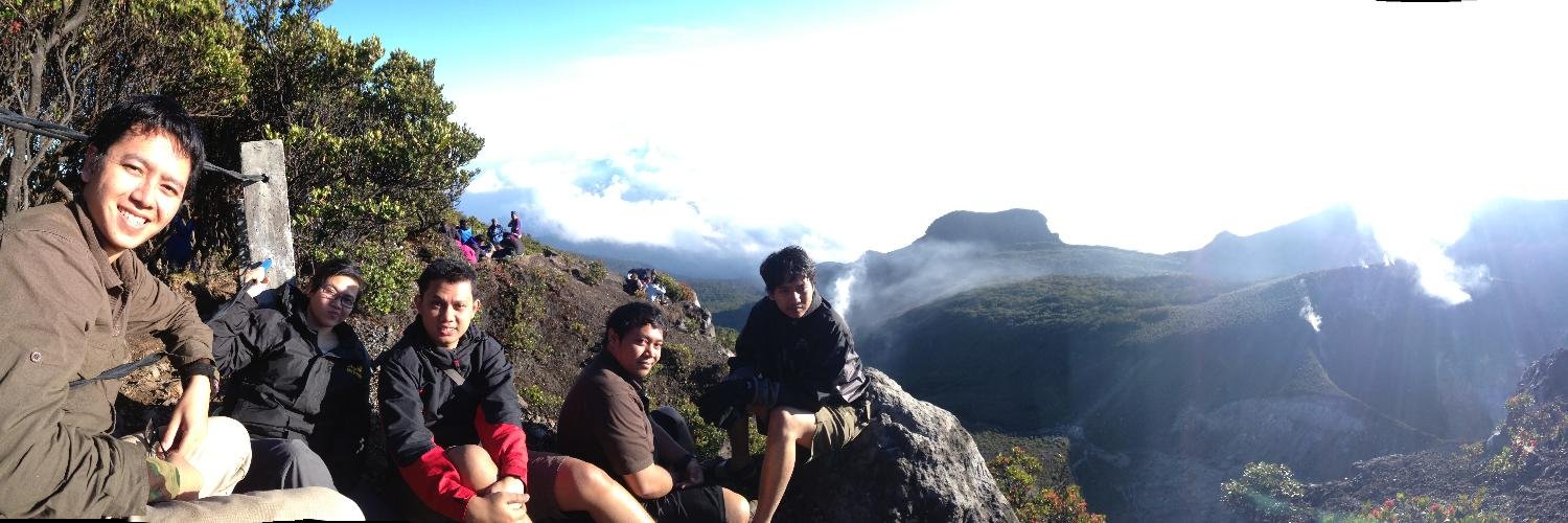 Fhajarito's profile banner image