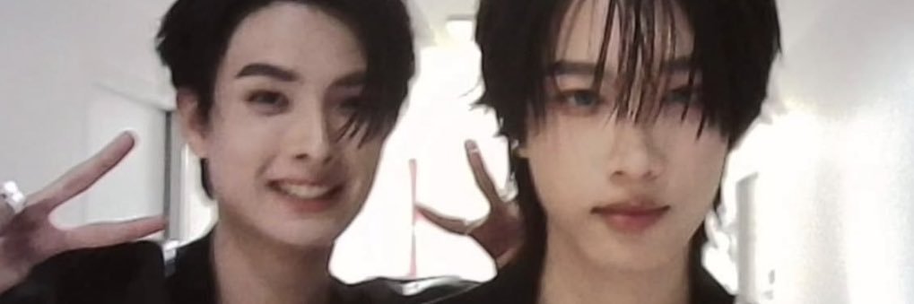 เป๋ง 𖤐꒦ banner