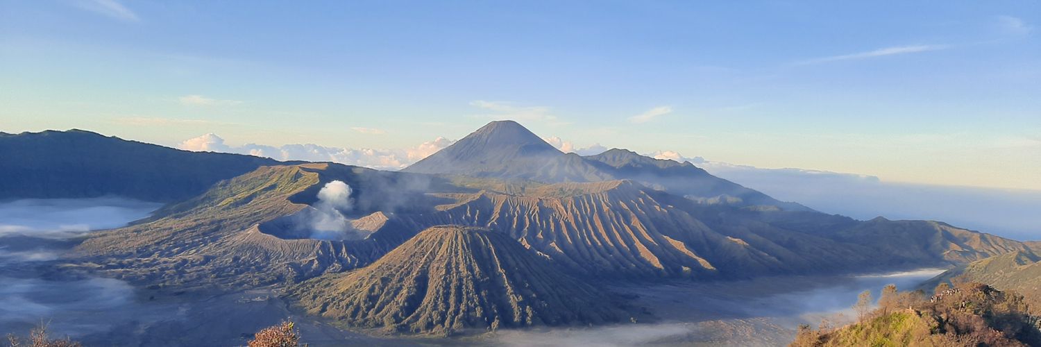 alia_putri's profile banner image
