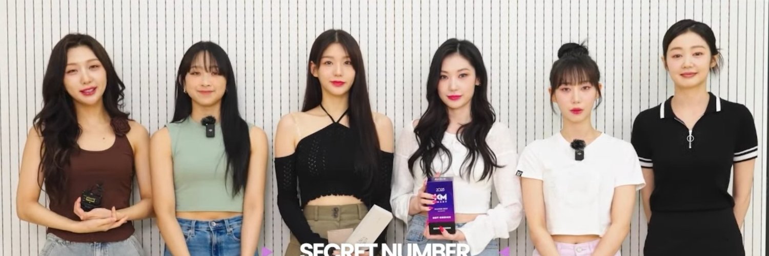 5enumFanfic's profile banner image