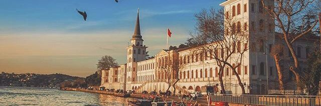 Farukluomer's profile banner image