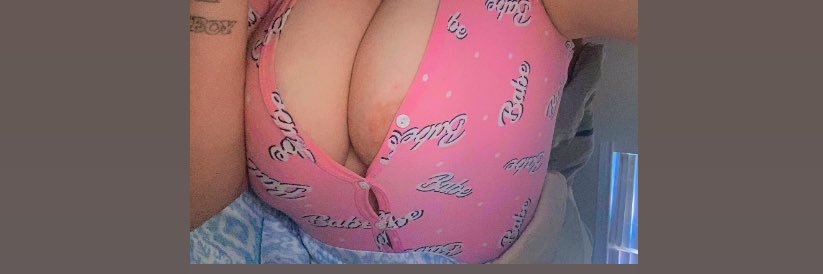 pinkwhitney2001's profile banner image