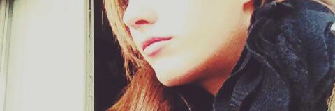 VninaG's profile banner image