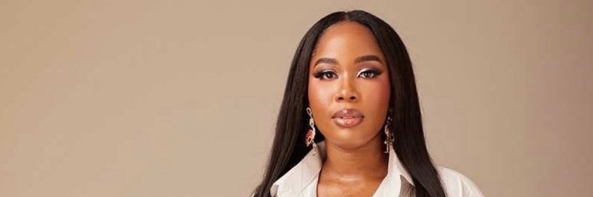 simisola b. ™️🌍 banner