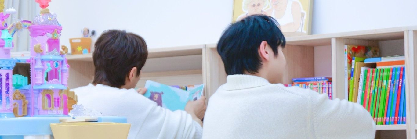 로라🪽 banner