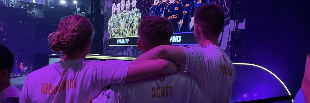 mat_brnt's profile banner image