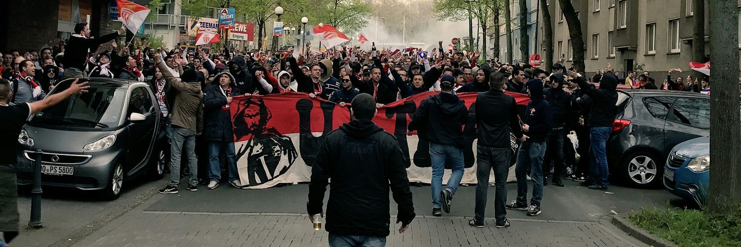 Julien 🇮🇩 banner