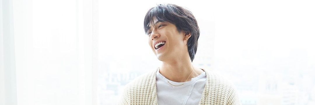 random mackenyu's banner