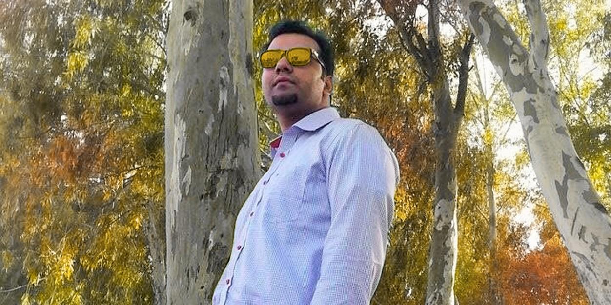 Aliyanzafar's profile banner image