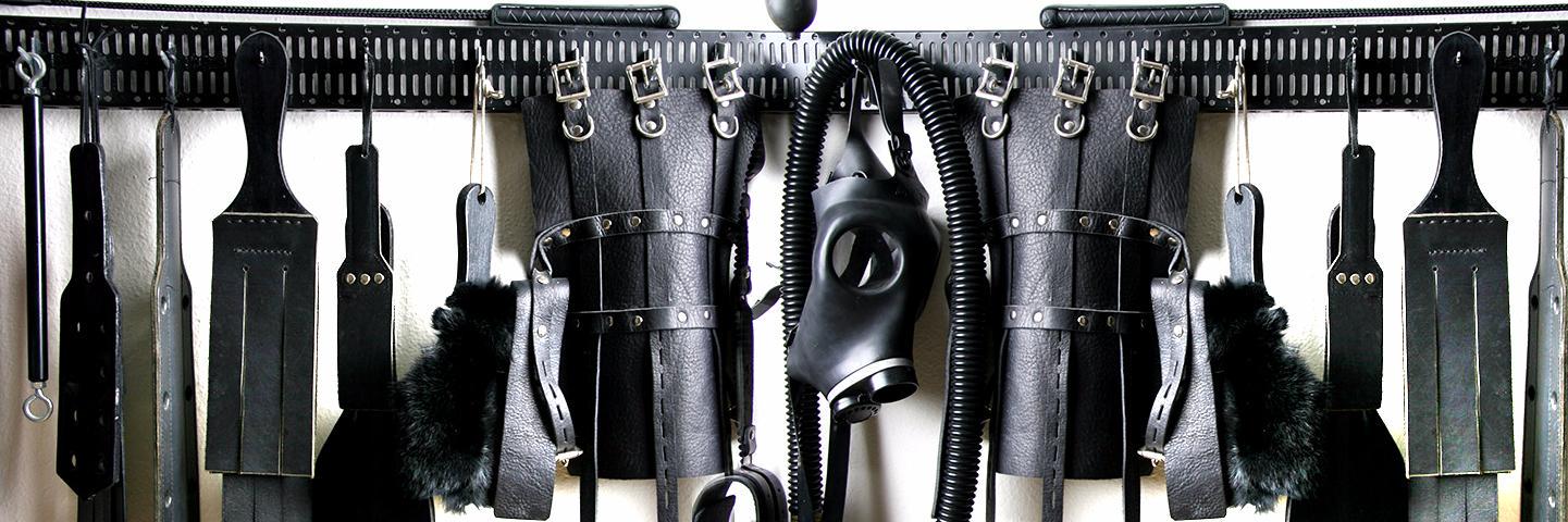 BDSM Bank banner