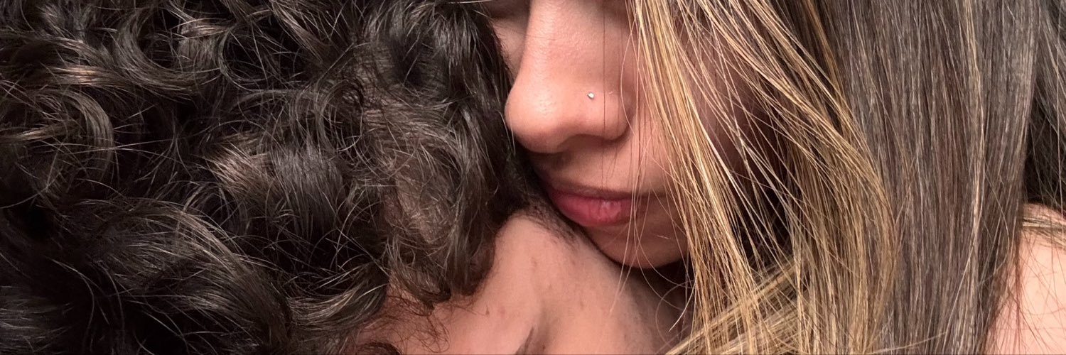 anaapimentac's profile banner image