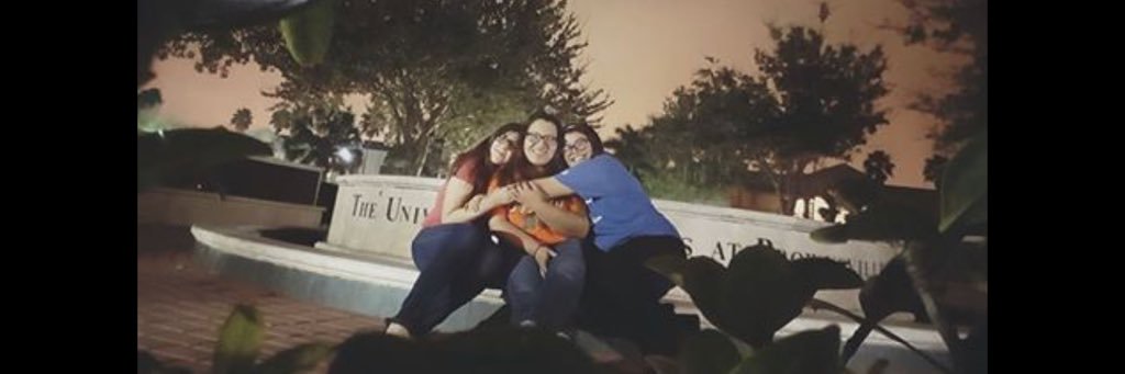 reyes_daisy9's profile banner image