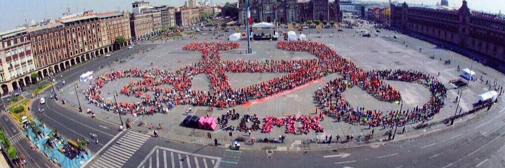Paseo de Todos banner