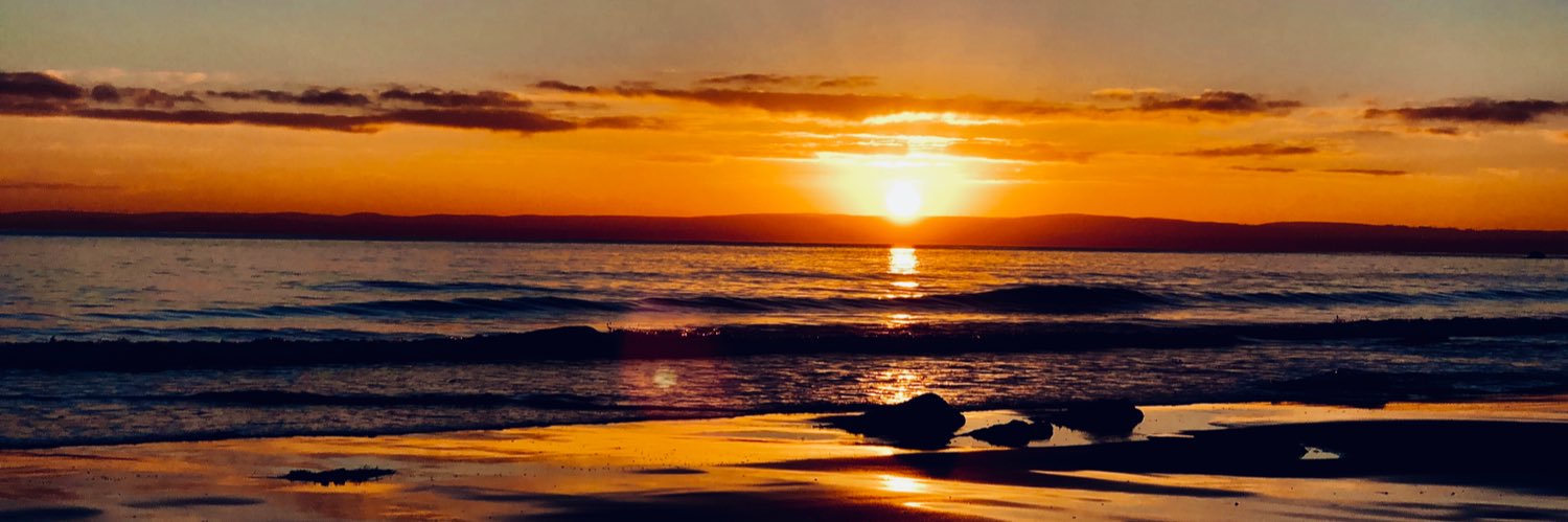 Blondedebs84's profile banner image