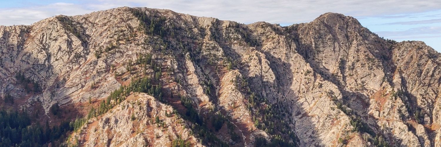 heyitsche__'s profile banner image