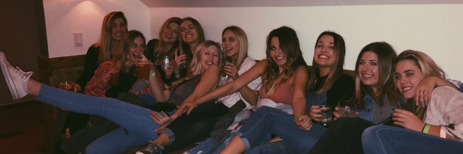 Nicole_184's profile banner image
