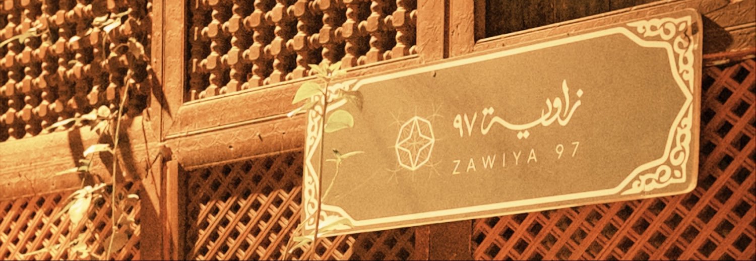 20O1_7s's profile banner image