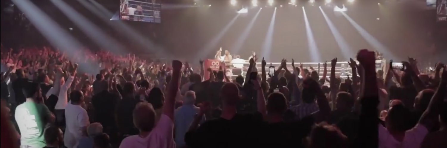 MAIN EVENT's banner