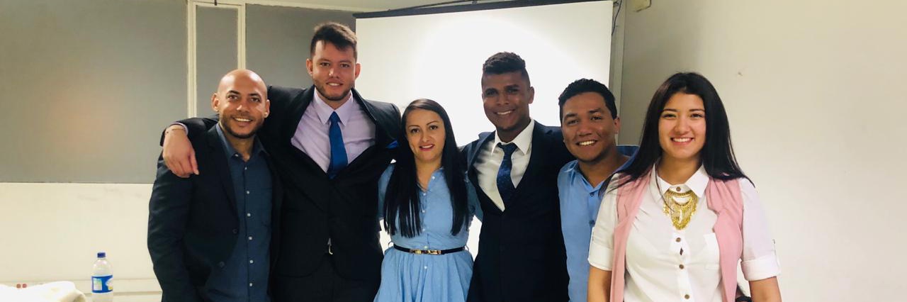 leiiflorez's profile banner image