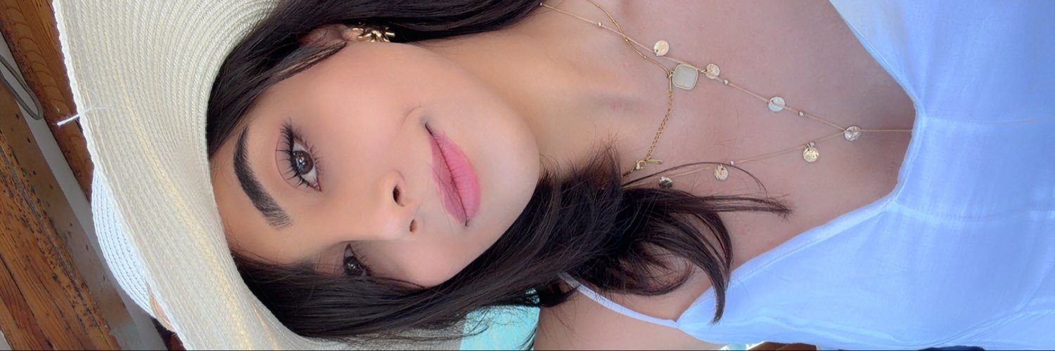 lmrziee's profile banner image