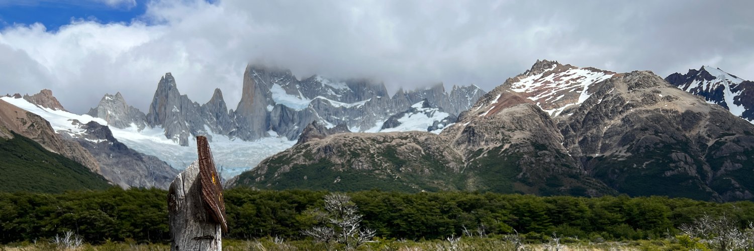 WriterAlejandra's profile banner image