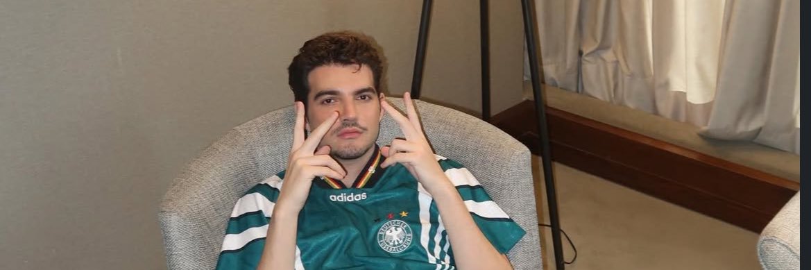 𝖋𝖊𝖑𝖎𝖕𝖊 ☭ | dono de doce!! banner
