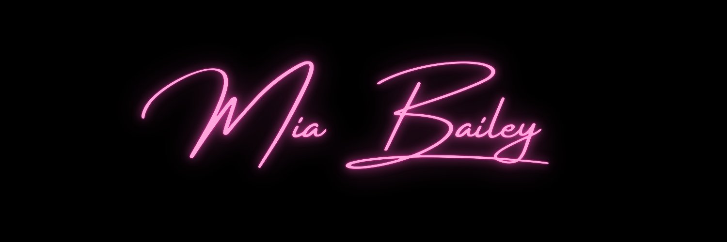 Mia Bailey Profile Banner