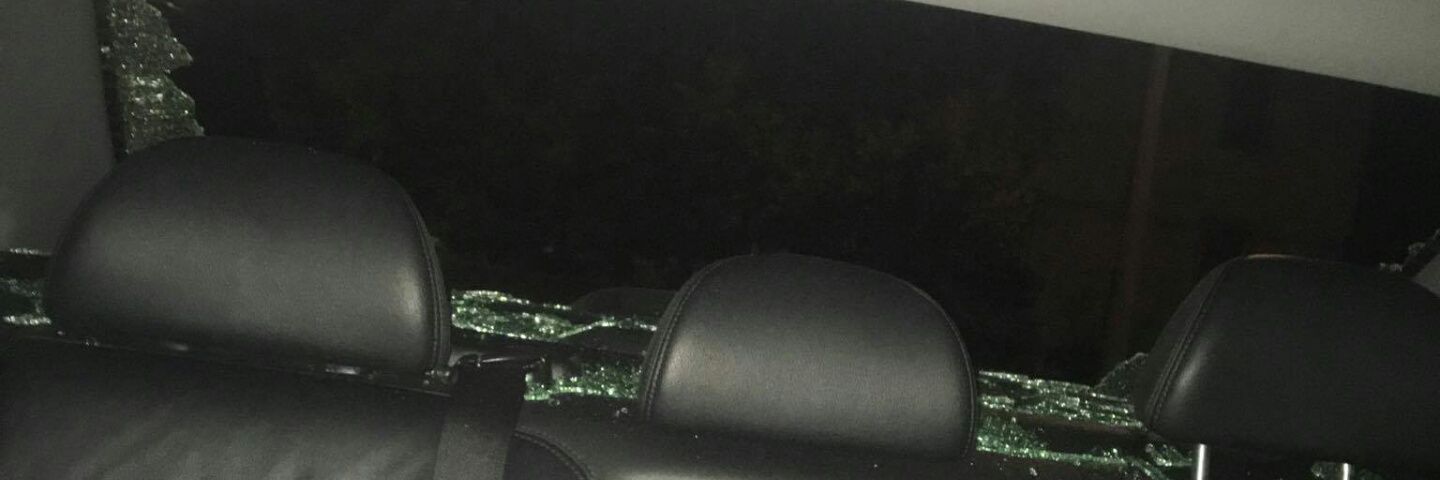 † banner