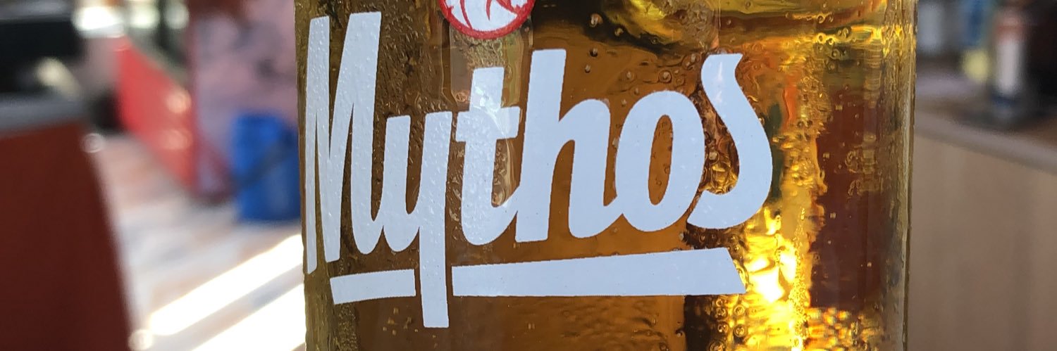 Luckyluz8's profile banner image