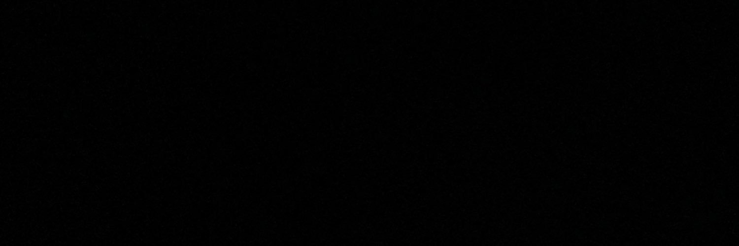 Personne banner