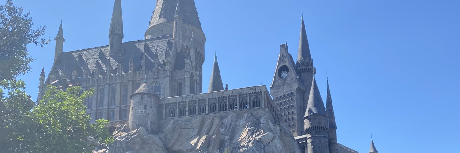 monzepa's profile banner image