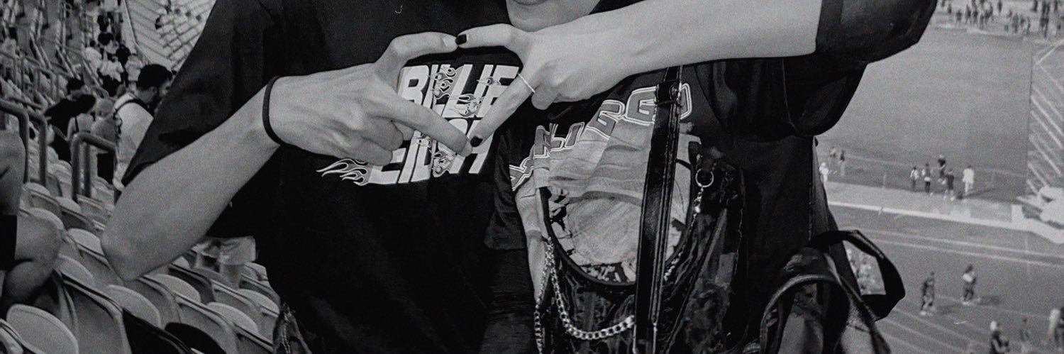 shwnhs's profile banner image