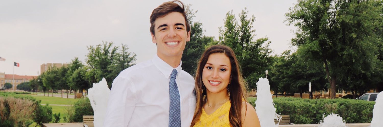 leaastyn's profile banner image