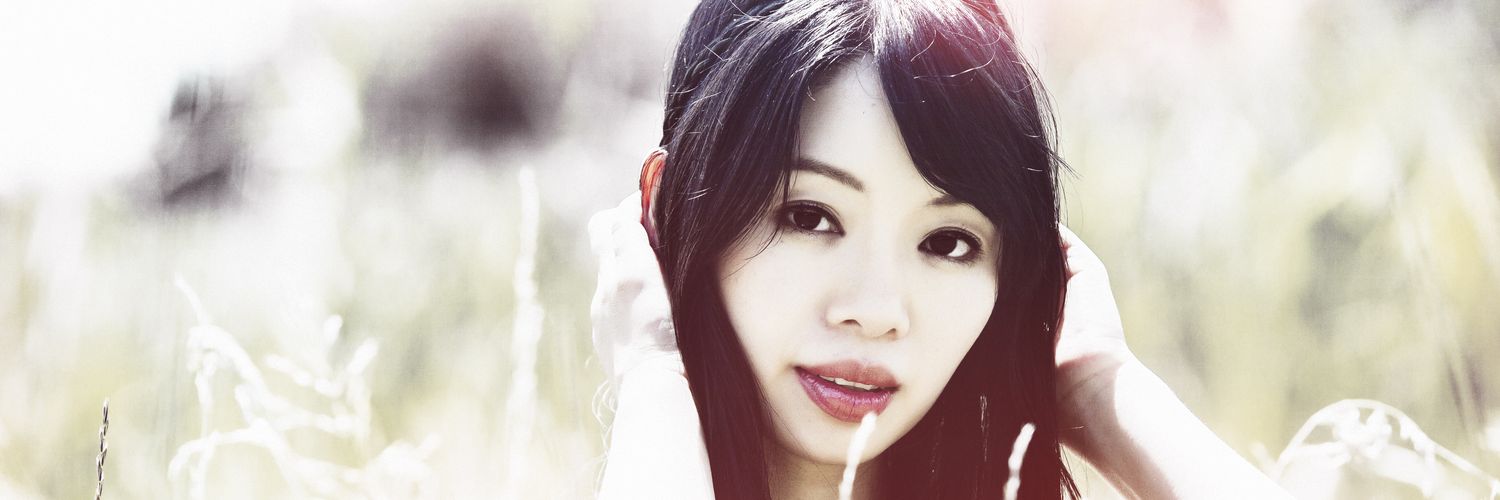 christinedlan's profile banner image