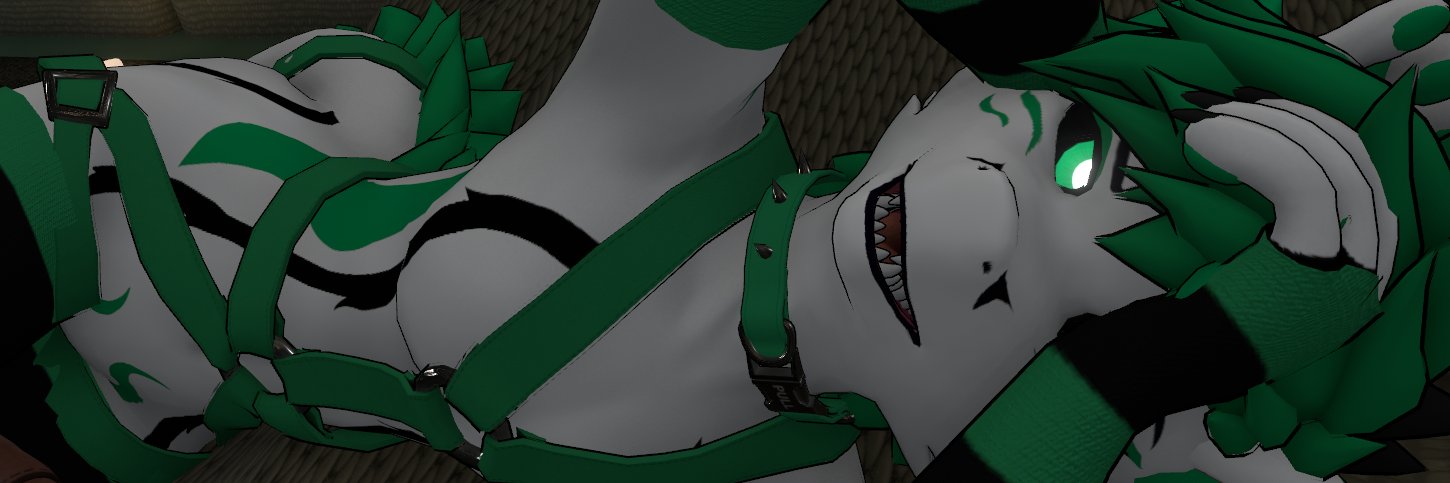 Vee 🔞+ banner