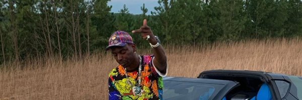 trap__selena Profile Banner