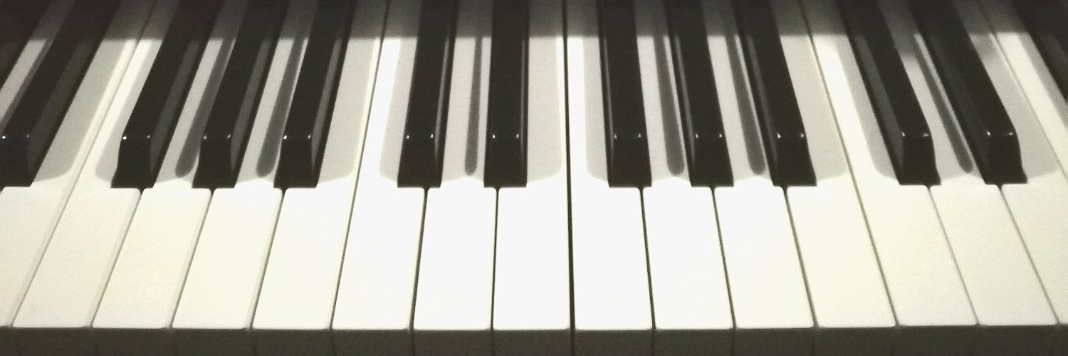 arlyestrella's profile banner image