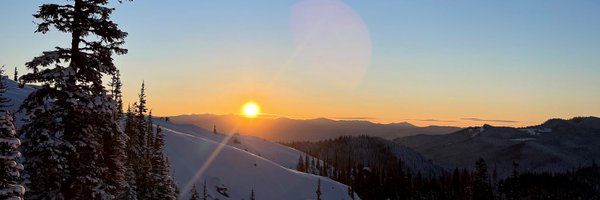 TechieAri Profile Banner
