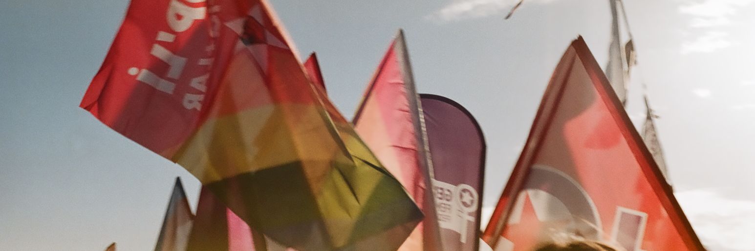 sevinç banner