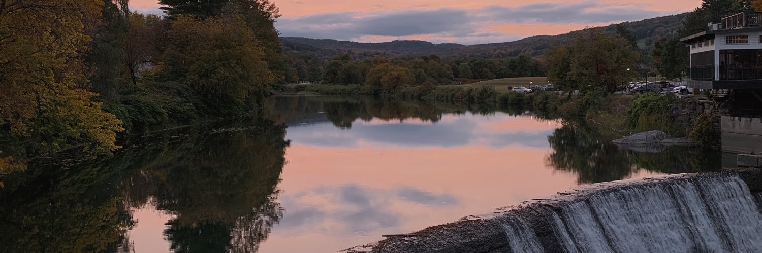 iluvnellly's profile banner image