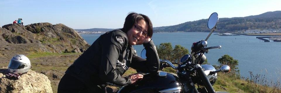 Arya Underfoot banner