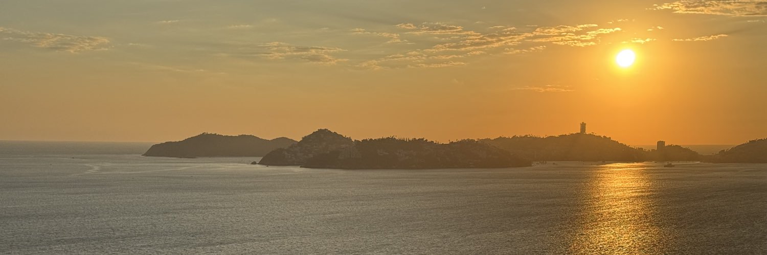 Solucioninmo's profile banner image