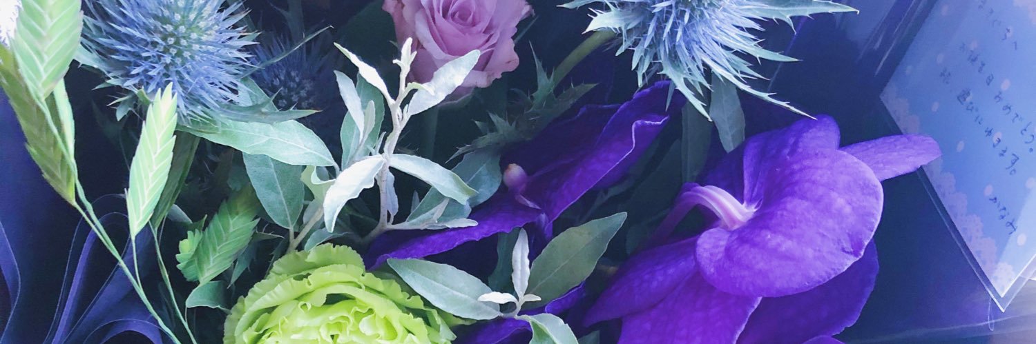 emonga_m's profile banner image
