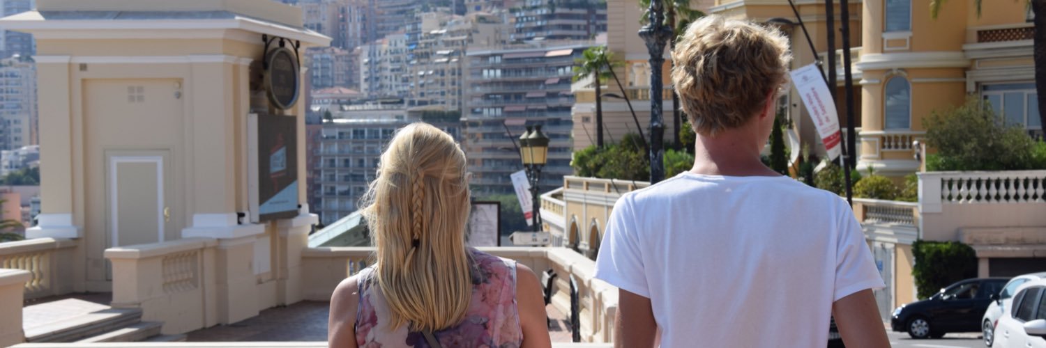 Laurahoste's profile banner image