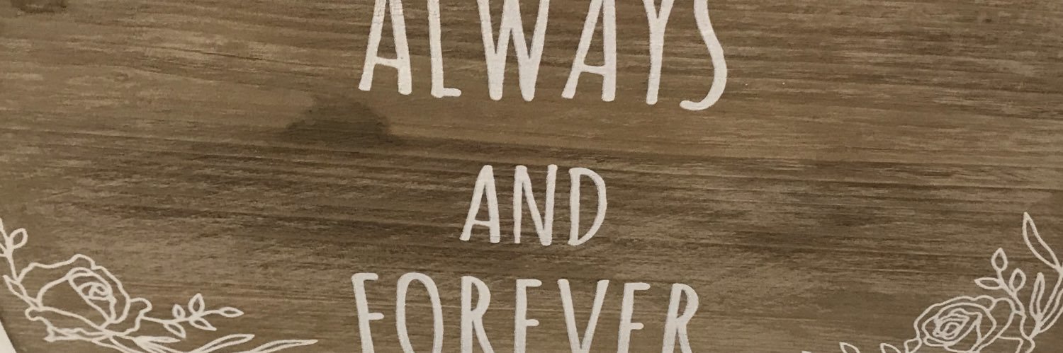 liakay's profile banner image