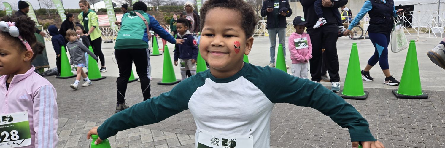 Adrienne Annice 🍑🫐🐦🐝 banner